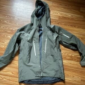 Arcteryx jacket alpha SV